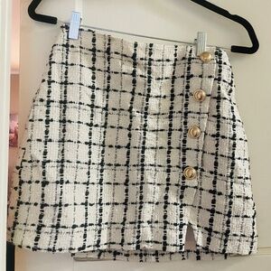Express Ivory and Black Tweed Mini Skirt